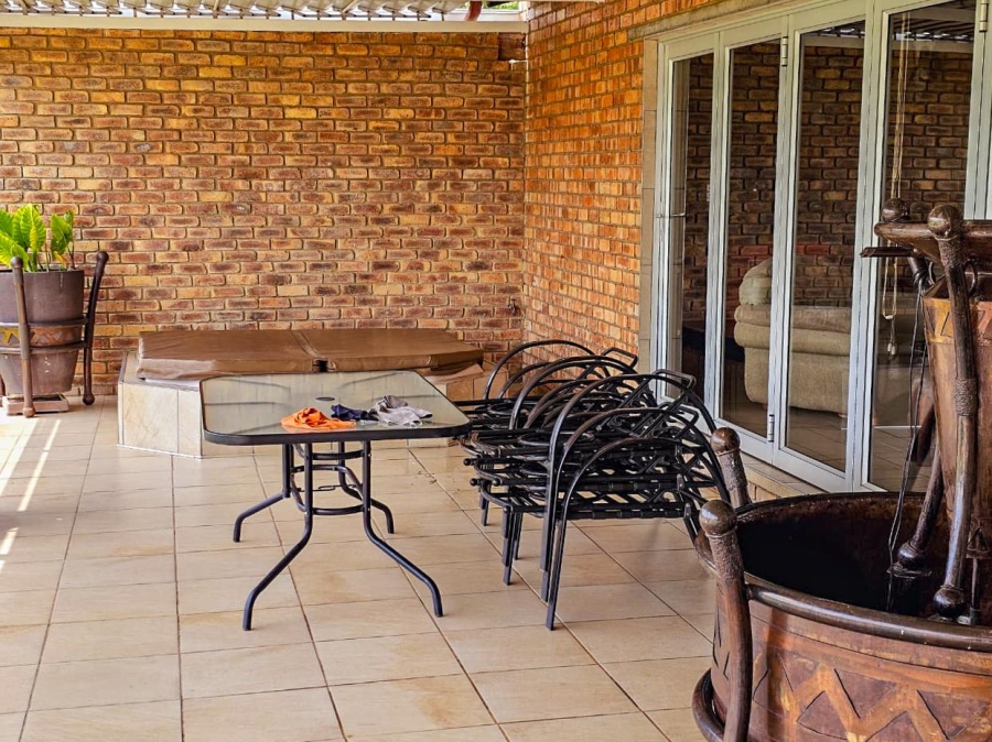 3 Bedroom Property for Sale in Oranjeville Free State